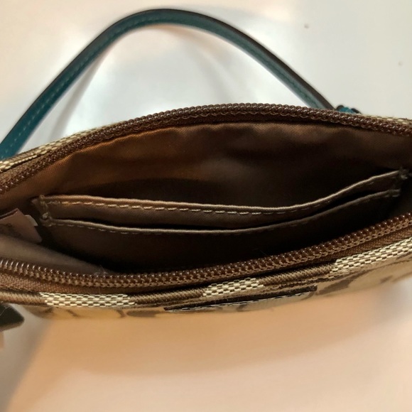 Coach Wristlet - Picture 4 of 6